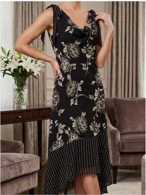 AGB Black & White Floral Cowl-Neck Midi Dress very pretty
